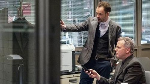 Watson mène l'enquête